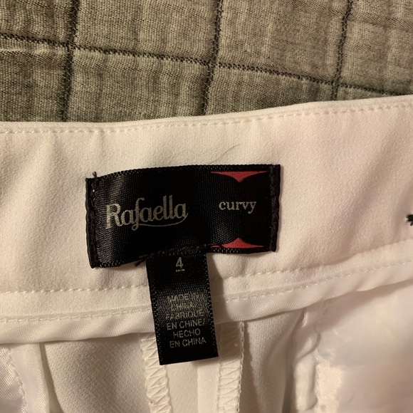 While business pants in size 4 - Picture 3 of 3